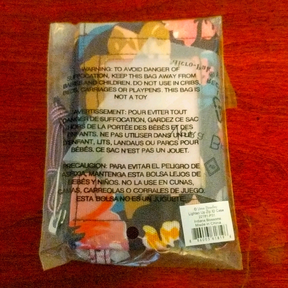 Vera Bradley Zip ID Case NWT